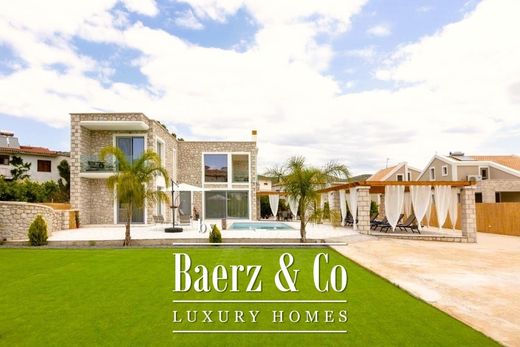 Detached House in Drépanon, Nomós Argolídos