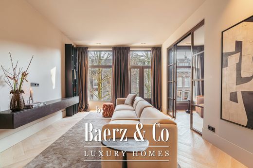 Daire Amsterdam, Gemeente Amsterdam