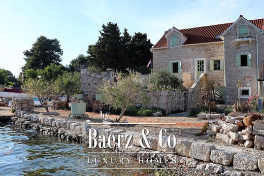 Luxury home in Vodice, Sibenik-Knin