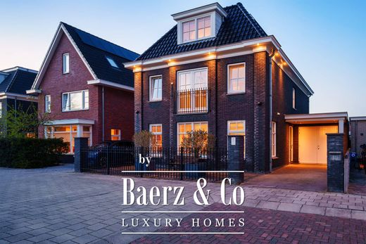 Mansion in Landsmeer, Gemeente Landsmeer