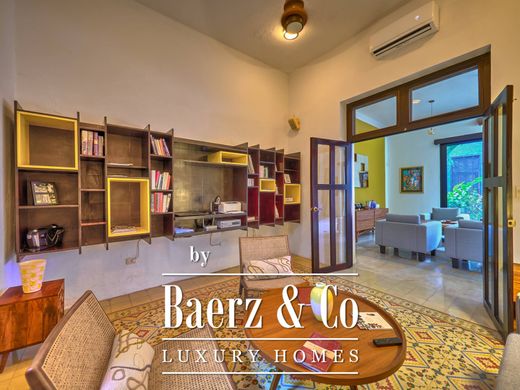 Villa for sale in Mérida