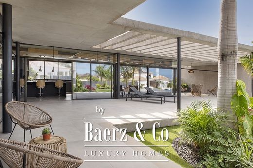 Villa en venta Costa Adeje