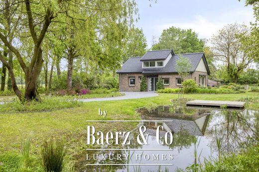 Luxury home in Hoogerheide, Gemeente Woensdrecht