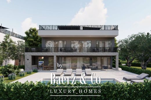 Townhouse for sale in Poreč