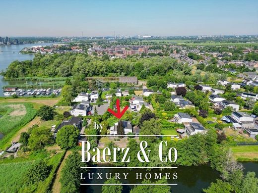 别墅  Krimpen aan de Lek, Krimpenerwaard