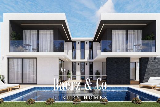 Villa for sale in Ližnjan