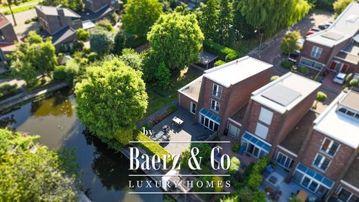 Luxury home in Bergschenhoek, Gemeente Lansingerland