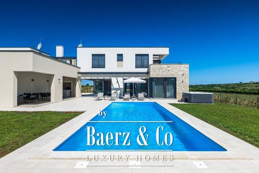 Townhouse for sale in Brtonigla