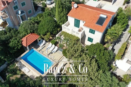 Townhouse for sale in Blato
