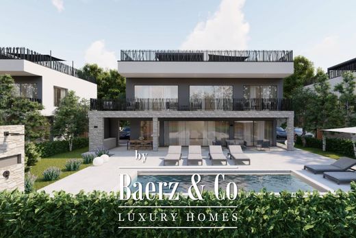 Townhouse for sale in Poreč