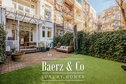 Daire Amsterdam, Gemeente Amsterdam