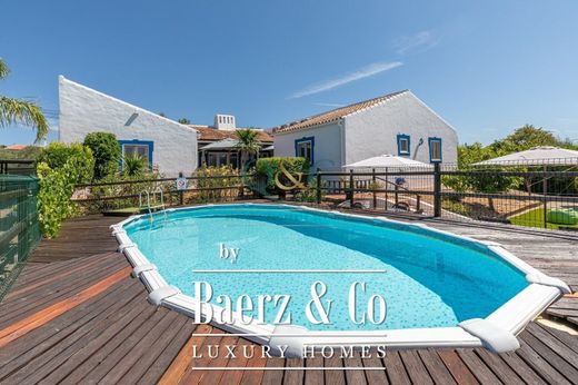 Loulé (São Clemente e São Sebastião), Louléのヴィラ