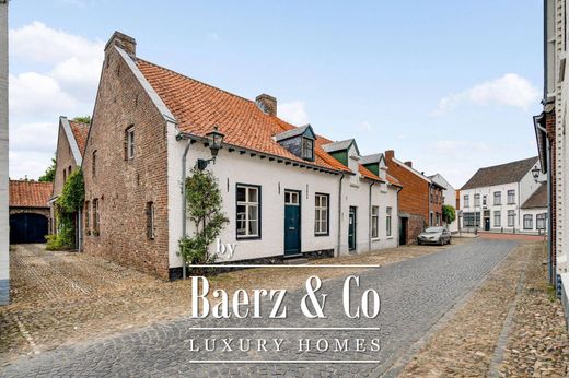 Luxe woning in Thorn, Gemeente Maasgouw