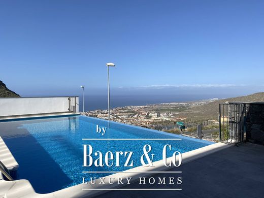 Villa in Costa Adeje, Province of Santa Cruz de Tenerife