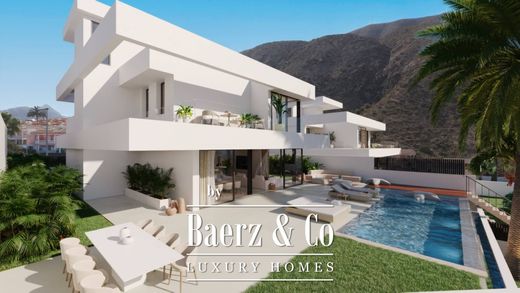 Villa in Los Cristianos, Province of Santa Cruz de Tenerife