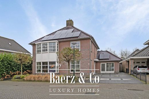 Villa en Nuenen, Gemeente Nuenen, Gerwen en Nederwetten