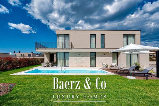 빌라 / Kaštelir, Kaštelir-Labinci