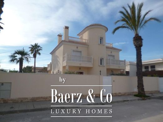 Villa in Cabo Roig, Alicante