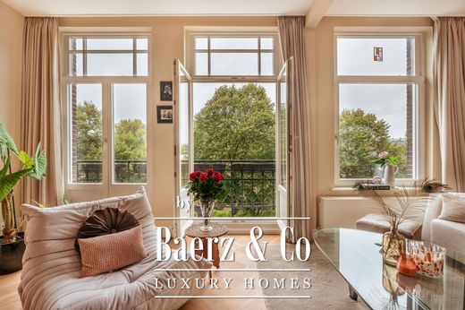 Apartment / Etagenwohnung in Amsterdam, Gemeente Amsterdam