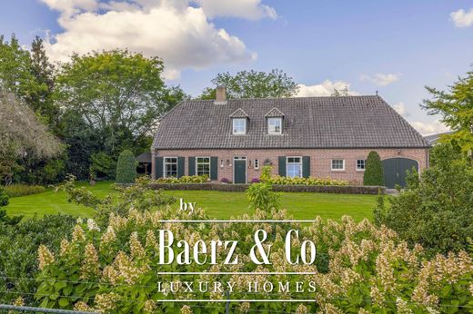 Luxury home in Valkenswaard, Gemeente Valkenswaard