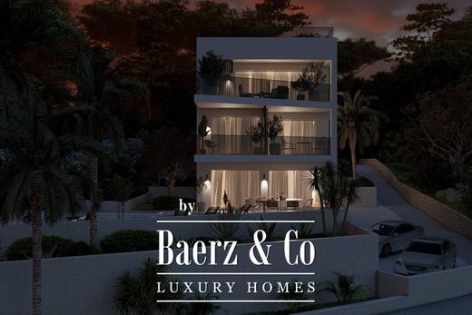 Piso / Apartamento en Okrug Donji, Okrug