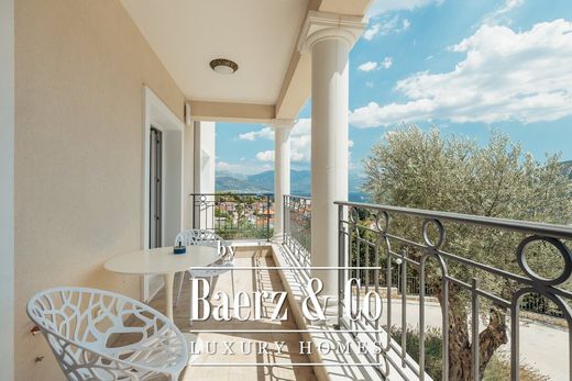 아파트 / Herceg Novi