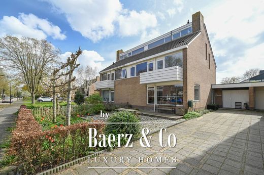 Mansion in Mijdrecht, Gemeente De Ronde Venen