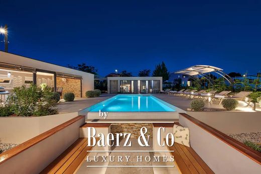 Townhouse in Marčana, Istria