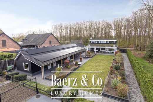 Luxury home in Lepelstraat, Gemeente Bergen op Zoom