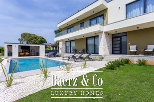 Maison de luxe à Svetvinčenat, Istria