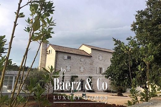 Villa in Grožnjan, Grožnjan-Grisignana