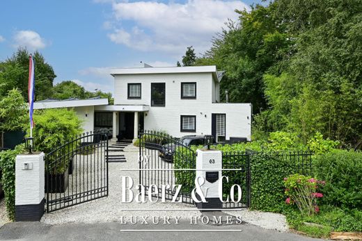 Villa in Vinkeveen, Gemeente De Ronde Venen