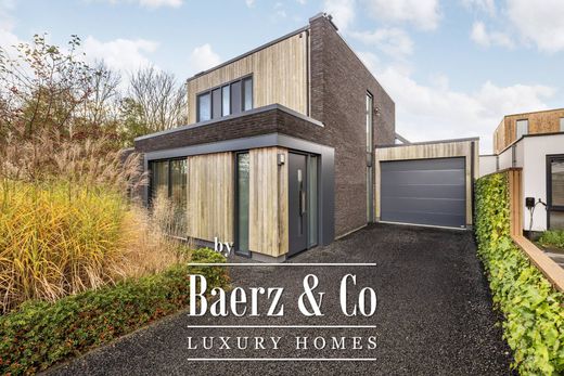 Villa in Dordrecht, Gemeente Dordrecht