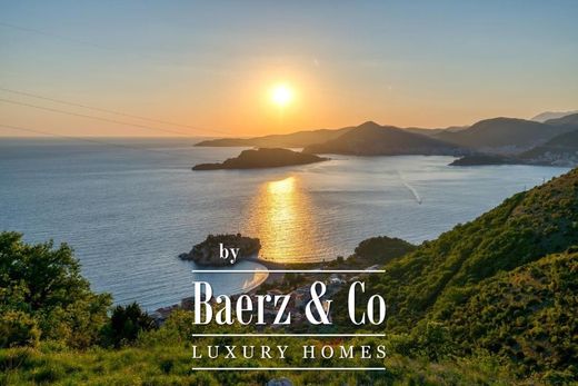 Attico a Budua, Budva