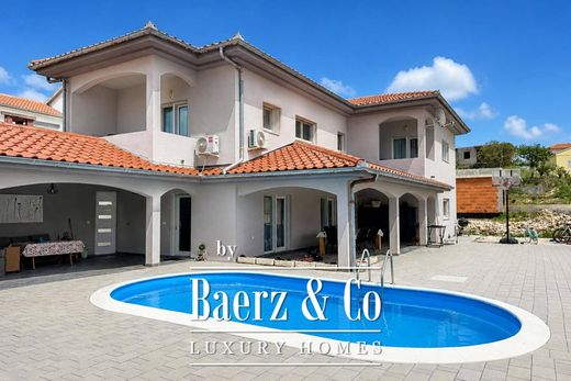 Townhouse in Ražanac, Zadar