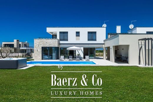 Townhouse for sale in Brtonigla