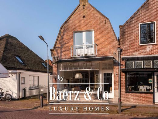 Luksusowy dom w Bergen, Gemeente Bergen