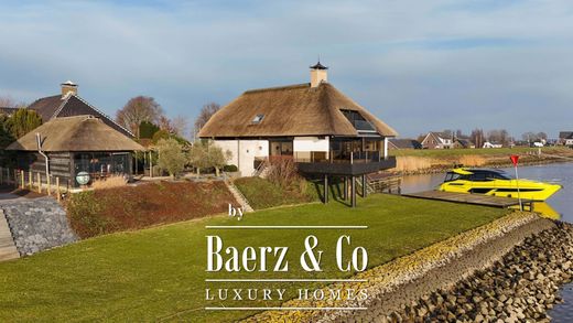 Villa in Lekkerkerk, Krimpenerwaard