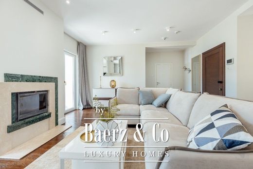 Attico a Castelnuovo di Cattaro, Herceg Novi