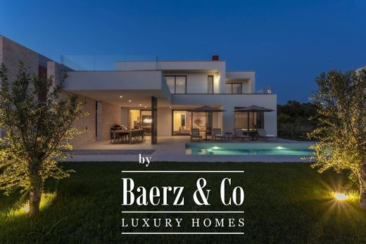 Villa in Bale, Bale-Valle