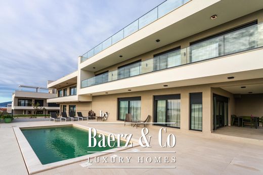 빌라 / Kaštela, Split-Dalmatia