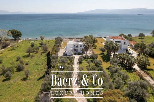 빌라 / Erétria, Nomós Evvoías