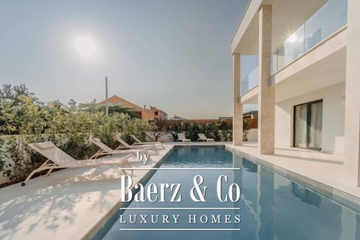 Αστικό ακίνητο σε Sveti Filip i Jakov, Zadar