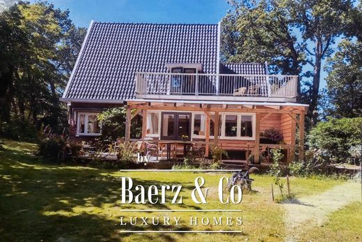 Schoorl: Villa’s en luxe huizen te koop - Luxe ontroerend goed in