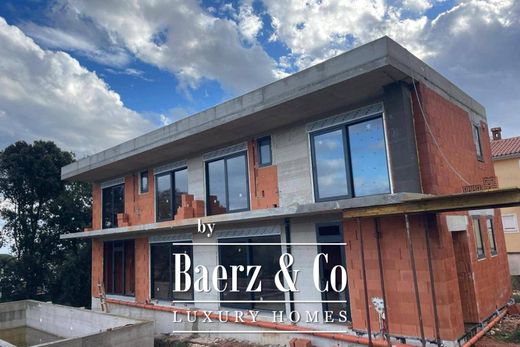 Casa adosada en Ližnjan, Ližnjan-Lisignano