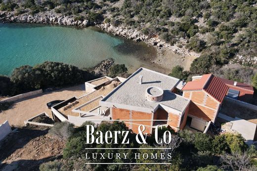 Townhouse for sale in Novalja