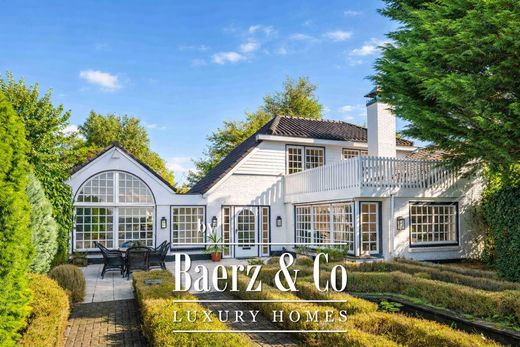 Luxury home in Bergen, North Holland
