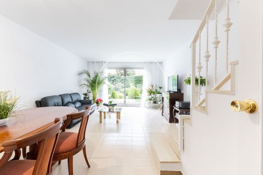 빌라 / Sant Cugat del Vallès, Província de Barcelona