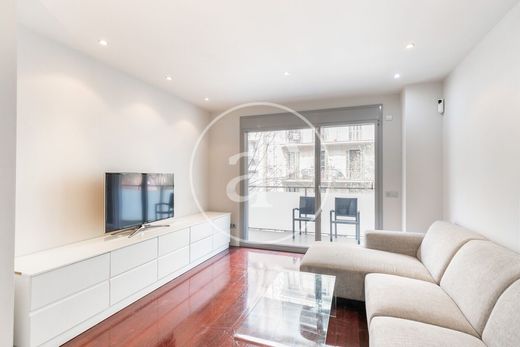 Apartment / Etagenwohnung in Barcelona, Provinz Barcelona