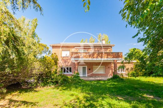 Villa in Villanueva de la Cañada, Province of Madrid